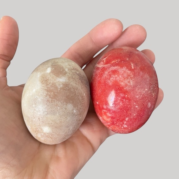 Vintage chicken wire basket with crystal gem eggs - Picture 6 of 16